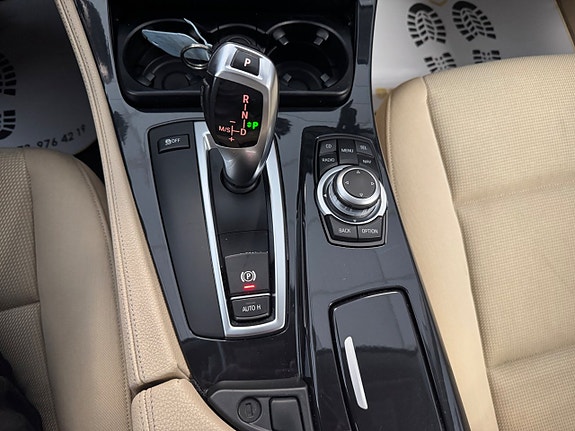 BMW 523i 15 of 17