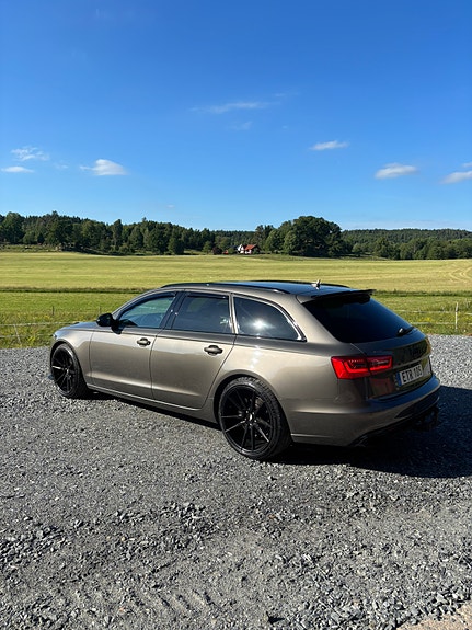 Audi A6 2 of 5