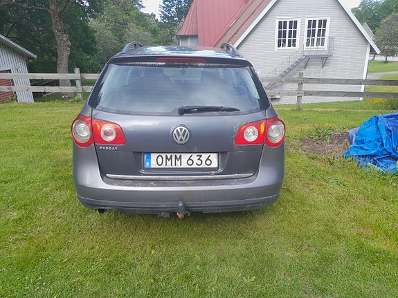 Volkswagen Passat 4 of 5