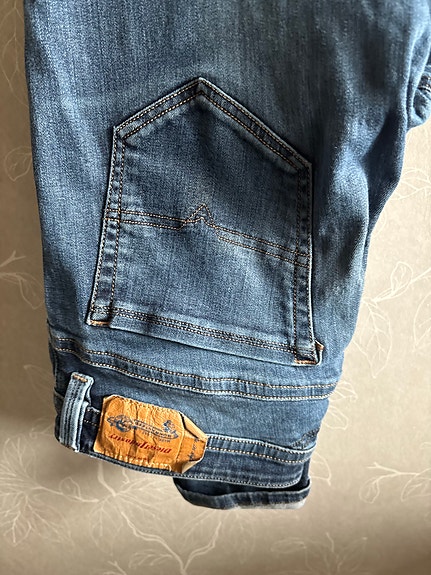 Product image 2 of 11