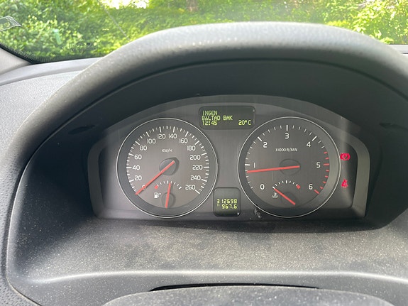 Volvo V50 4 of 5