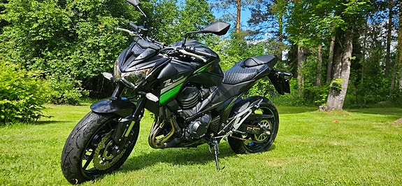 Kawasaki Z800 2 of 4