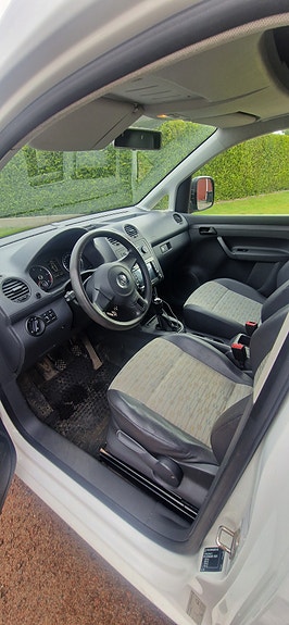Volkswagen Caddy 4 of 5
