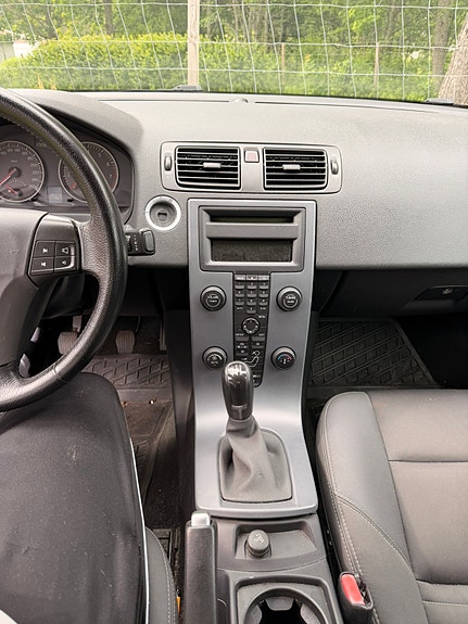 Volvo S40 4 of 5