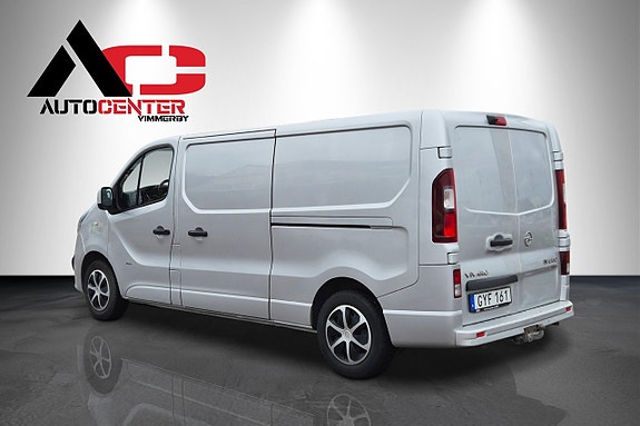 Opel Vivaro 3 of 5