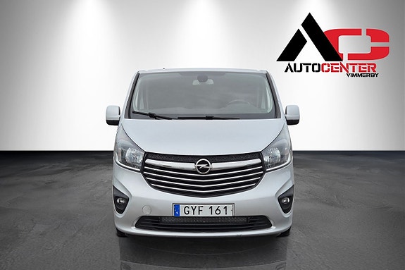 Opel Vivaro 5 of 5