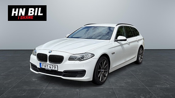 BMW 520i 2 of 5