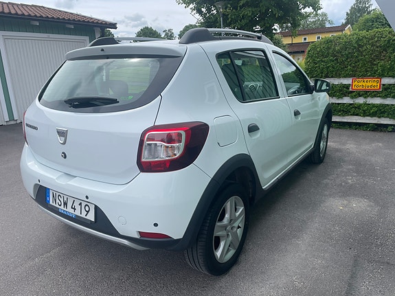 Dacia Sandero Stepway 4 of 5