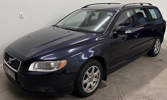 Volvo V70 4 of 11