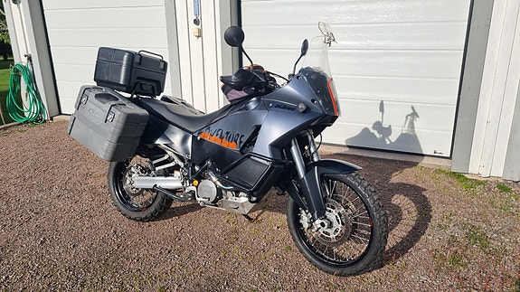 KTM Adventure 5 of 5