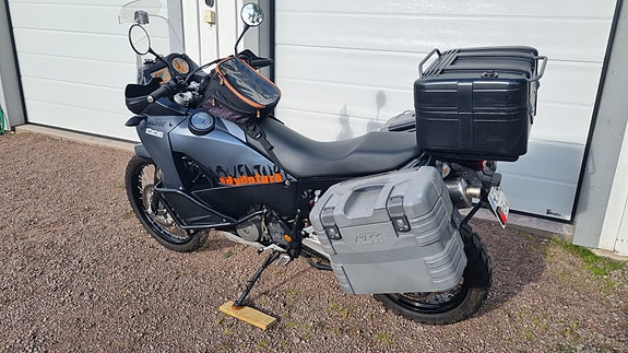 KTM Adventure 4 of 5