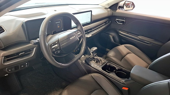 Kia K4 9 of 9