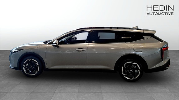 Kia K4 6 of 9
