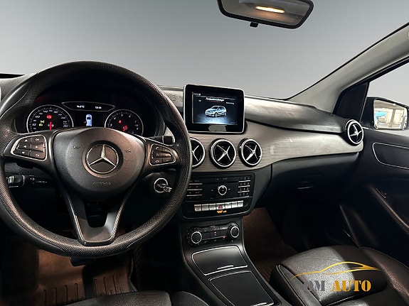 Mercedes-Benz B200 11 of 13