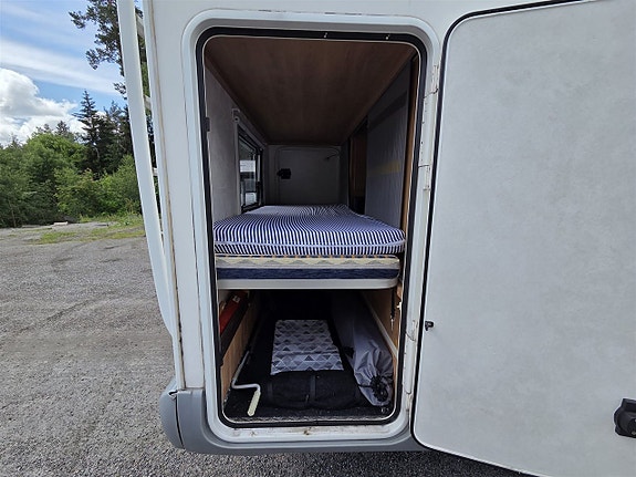 Fiat Ducato McLouis husbil uthyres – 5 sovplatser, AC och B-körkort 12 of 19