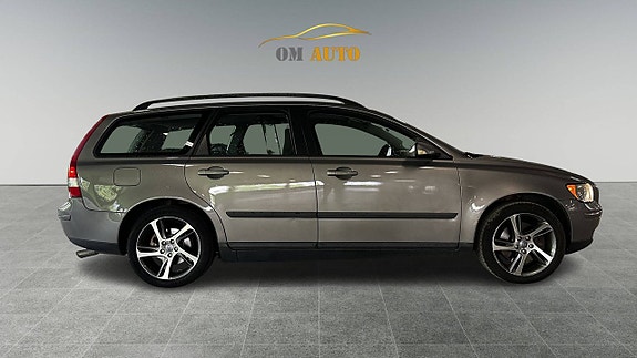Volvo V50 5 of 5