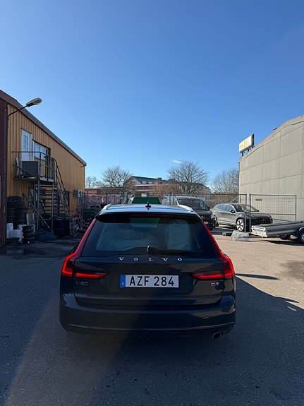 Volvo V90 4 of 5