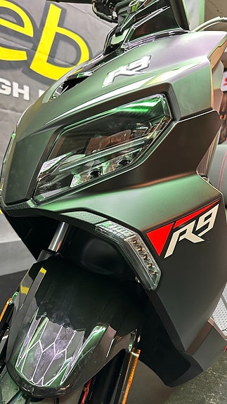 Motocr R9 SP  T4 EFI 3 of 4