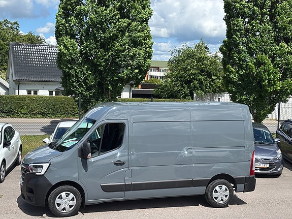Renault Master 2 of 5
