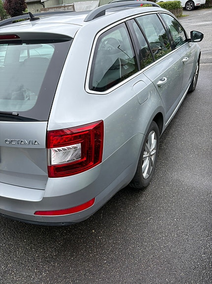 Skoda Octavia 4 of 5