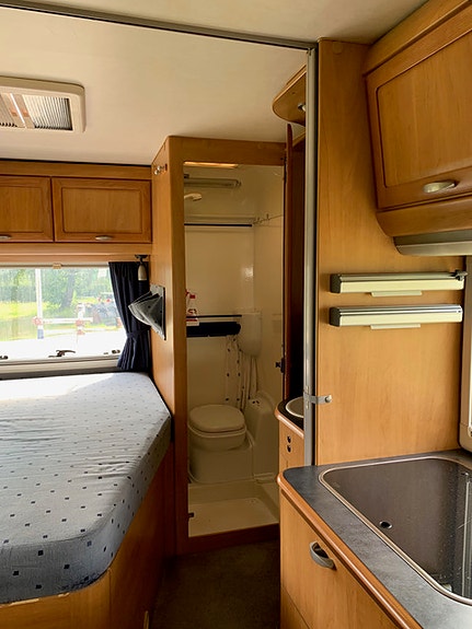 Hymer B754 6 of 18