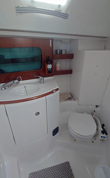 Beneteau Oceanis 331 Clipper  Höstpris 10 of 12