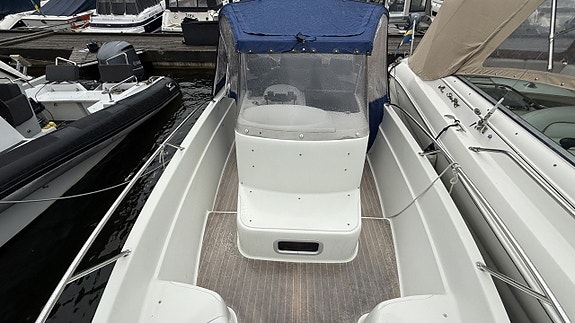 Finnmaster 6500 / Volvo Penta 4,3 GL  -05 12 of 13