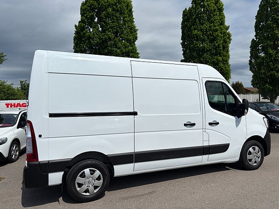 Renault Master 4 of 5
