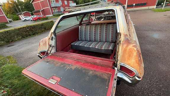 Pontiac Catalina 12 of 17