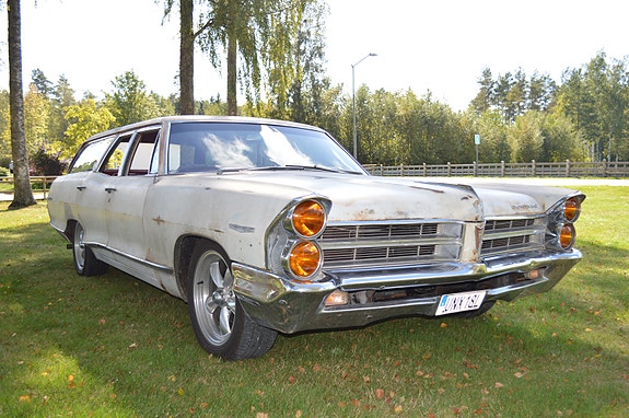 Pontiac Catalina 3 of 17