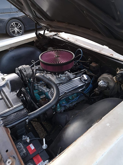 Pontiac Catalina 7 of 17