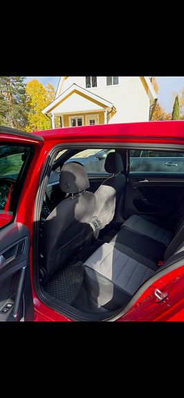 Volkswagen Golf VII 8 of 8