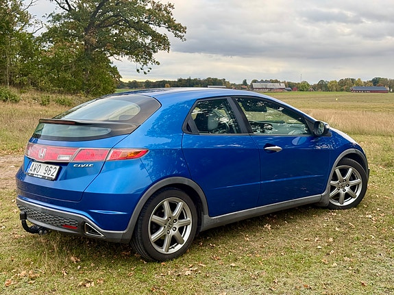 Honda Civic 2 of 5