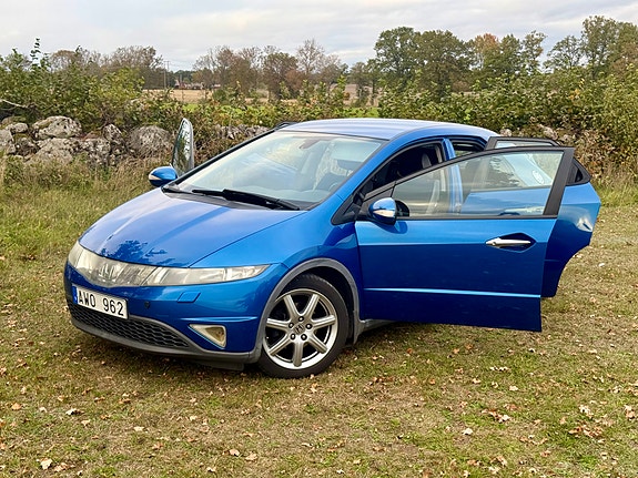 Honda Civic 4 of 5