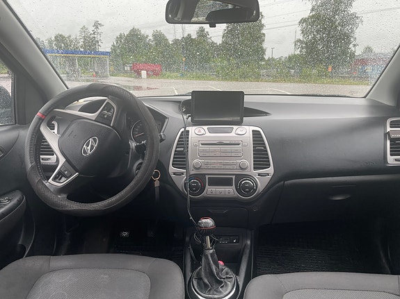 Hyundai i20 4 of 5