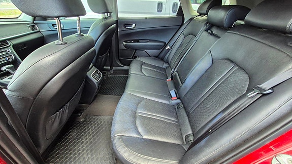 Kia Optima 8 of 13
