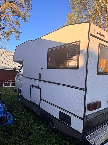 Volkswagen VW T3 Matkaaja Husbil 1987 – Projektbil / Renoveringsobjekt 3 of 5