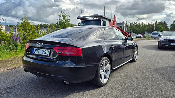 Audi A5 3 of 5