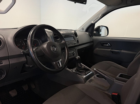 Volkswagen Amarok 6 of 14