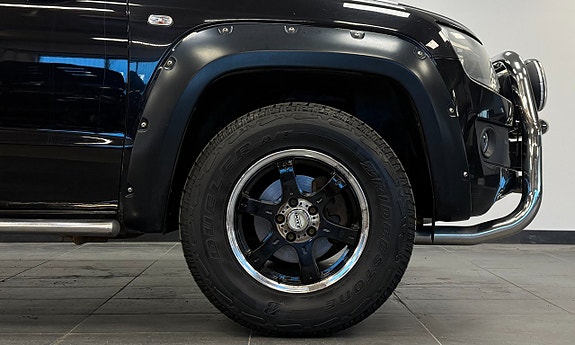 Volkswagen Amarok 4 of 5