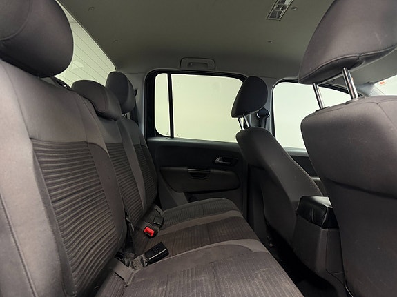 Volkswagen Amarok 12 of 14