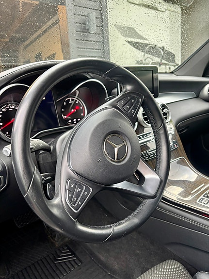 Mercedes-Benz GLC220 d 5 of 5