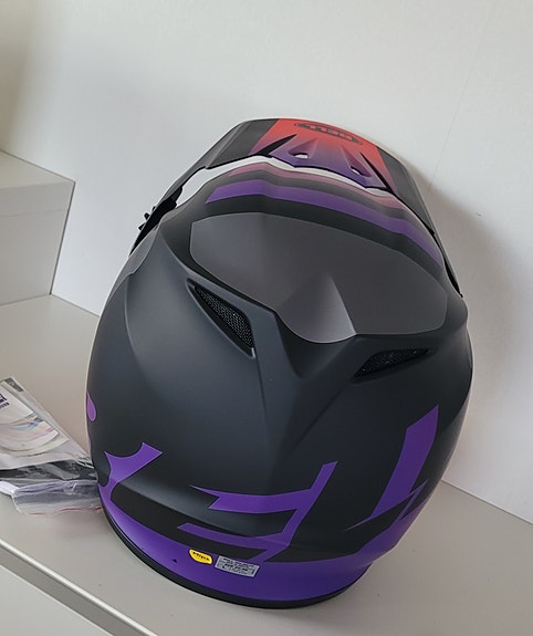Product image 8 of 9