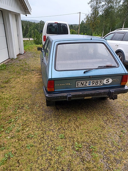 Ford Fiesta 8 of 8