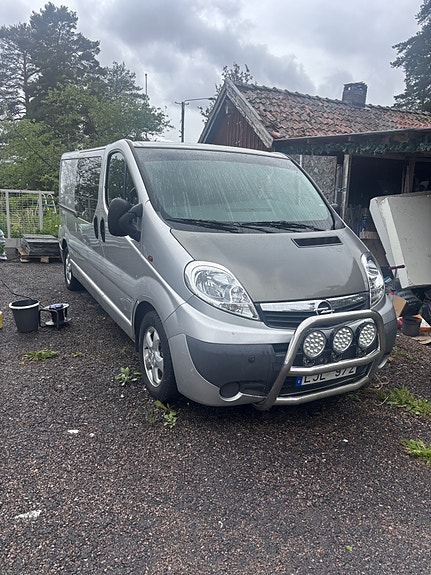 Opel Vivaro 5 of 5