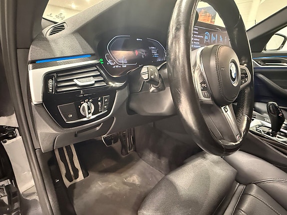 BMW 530e 11 of 23