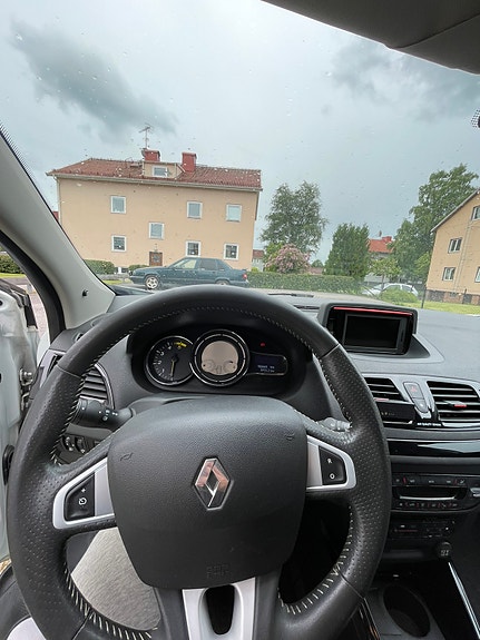 Renault Megane III 3 of 4