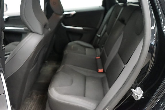 Volvo XC60 5 of 5