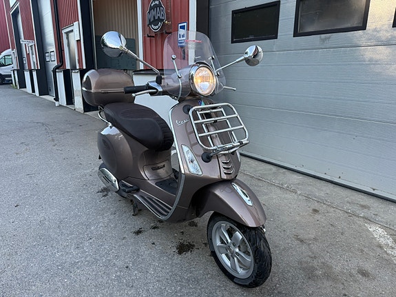 Piaggio Primavera 2 of 7