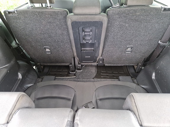 Nissan Qashqai+2 5 of 5